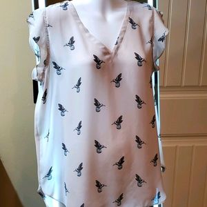 TWO Medium Loft Outleft Blouses